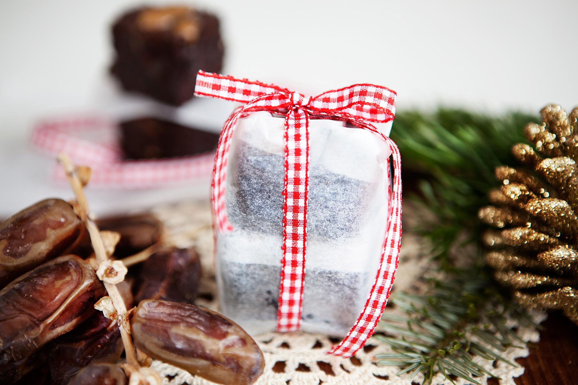 Holiday Brownie with Dates and Orange Chocolate #recipe