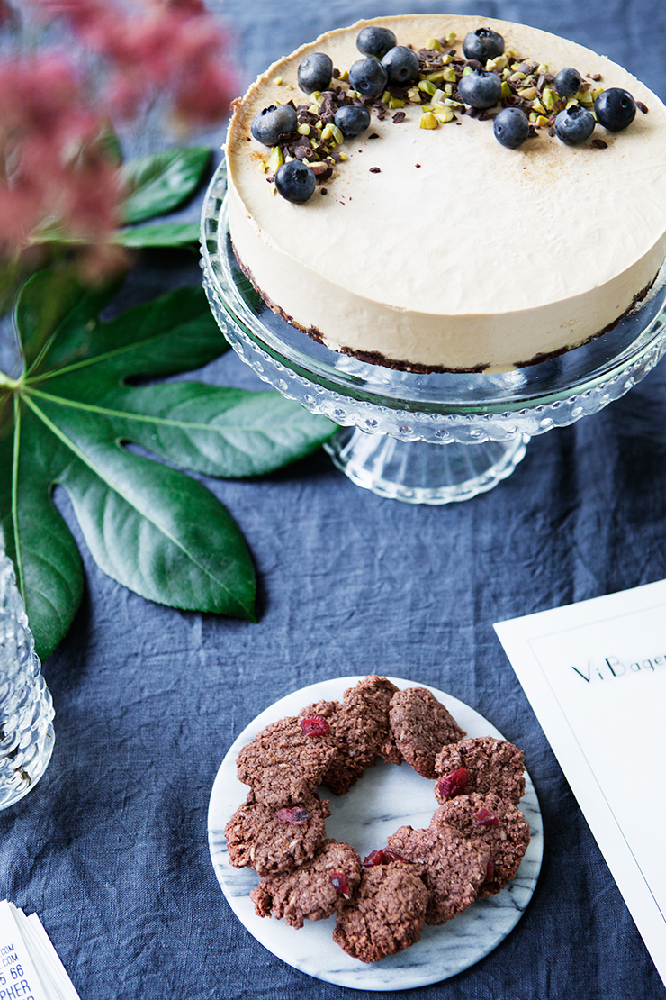 Liquorice Skyr Cake - No added Sugar