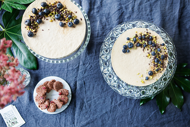 Liquorice Skyr Cake - No added Sugar