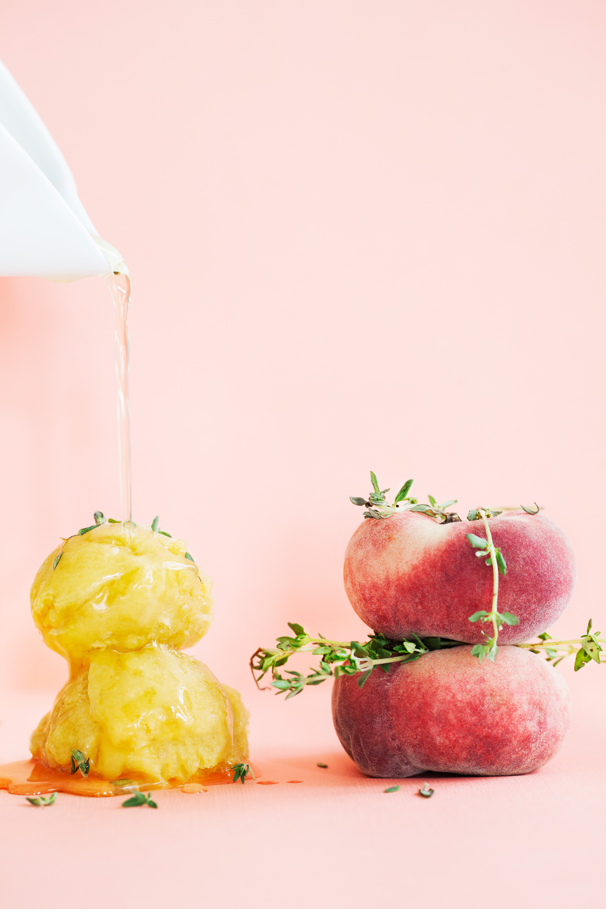 Peach and Ginger Sorbet with Thyme Syrup from Modern Wifestyle #summer #recipe