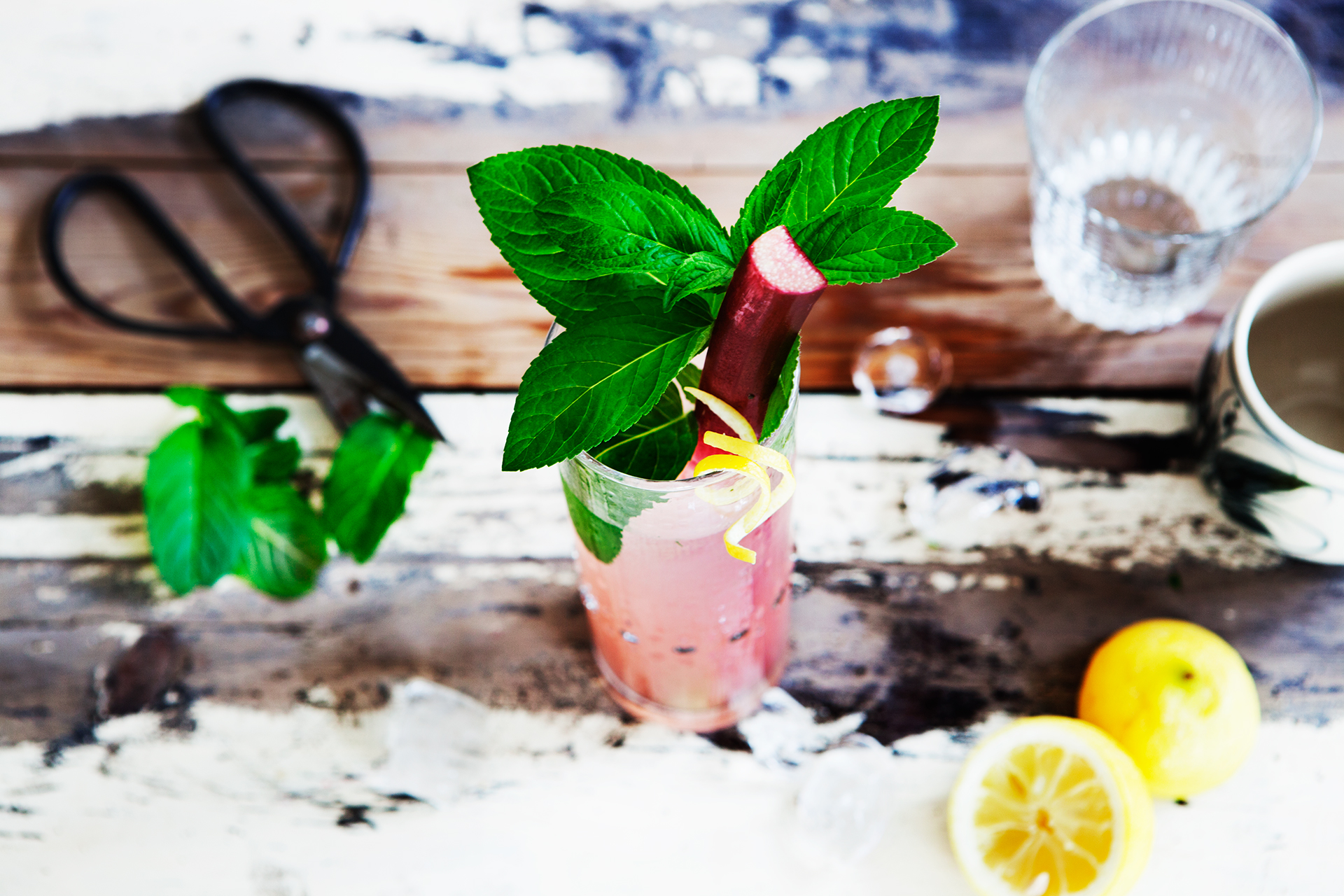 Recipe: Rhubarb Collins