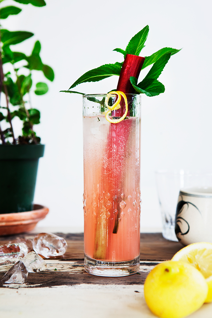 Rhubarb Collins Long Drink Recipe